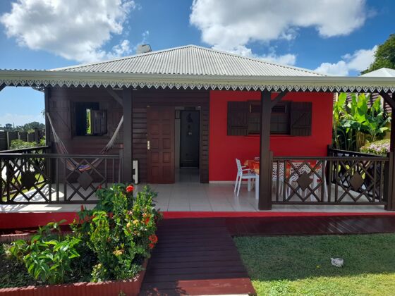 House 3 km away from the beach for 4 ppl. with shared pool and garden