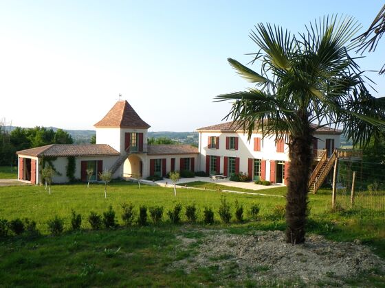 Villa für 18 Pers. mit Schwimmbad und Terrasse in Villeneuve-sur-Lot