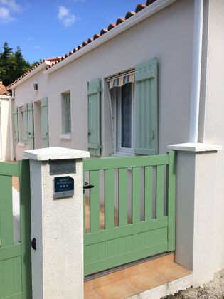 House 7 km away from the beach for 6 ppl. at Saint Pierre d'Oleron