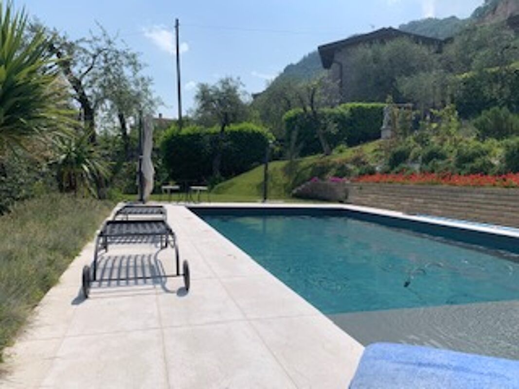 Vista sulla piscina Casa Zuino