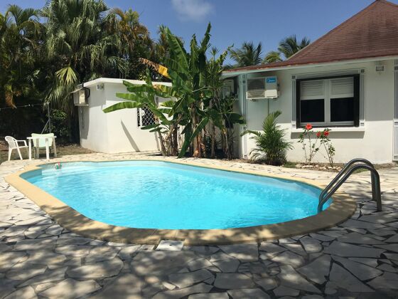 300 m away from the beach! Amazing house for 8 ppl. with swimming-pool