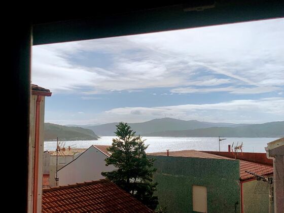 House 6 km away from the beach for 6 ppl. with sea view at Corme-Porto