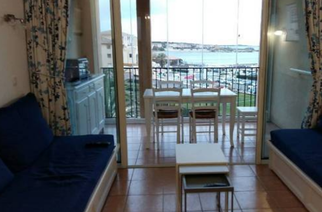 Appartement 1 km away from the beach for 5 ppl. with shared pool