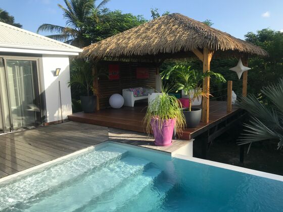 Spacious villa 2 km away from the beach for 8 ppl. with swimming-pool