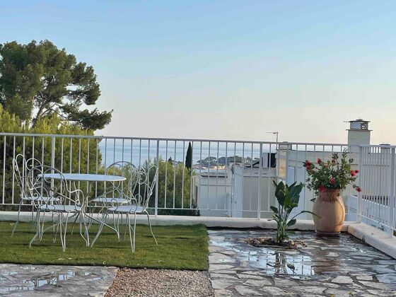Beautiful appartement 500 m away from the beach for 6 ppl. at Bandol