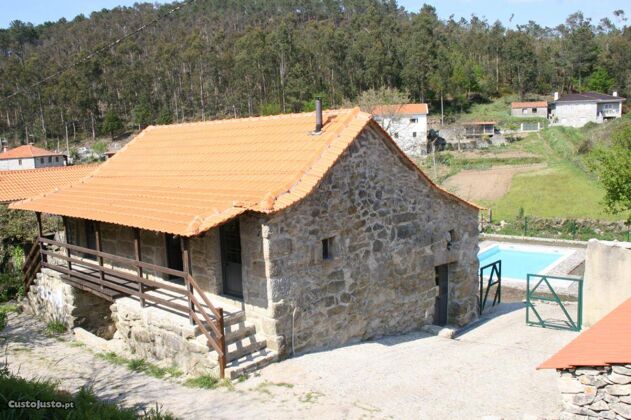 Casa per 5 pers. con accesso piscina, giardino e terrazza a Águeda