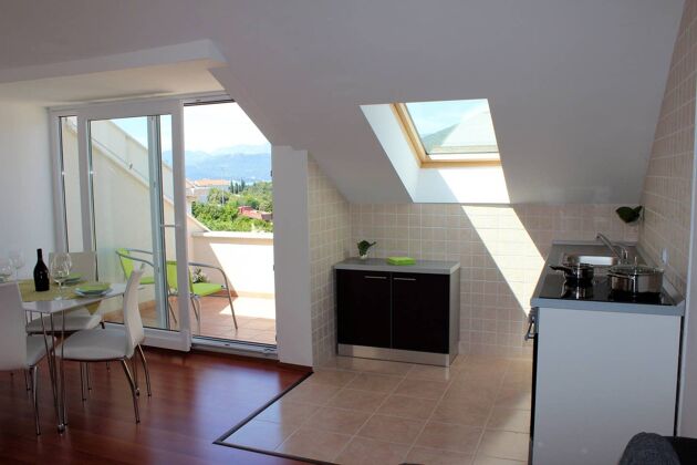 Wohnung 600 m vom Strand entfernt für 5 Pers. mit Balkon in Dubrovnik