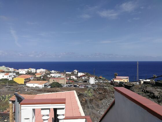 Appartement for 4 ppl. with sea view, terrace and balcony at La Caleta