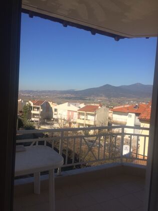 Appartement for 6 ppl. with garden, terrace and balcony at Thermi