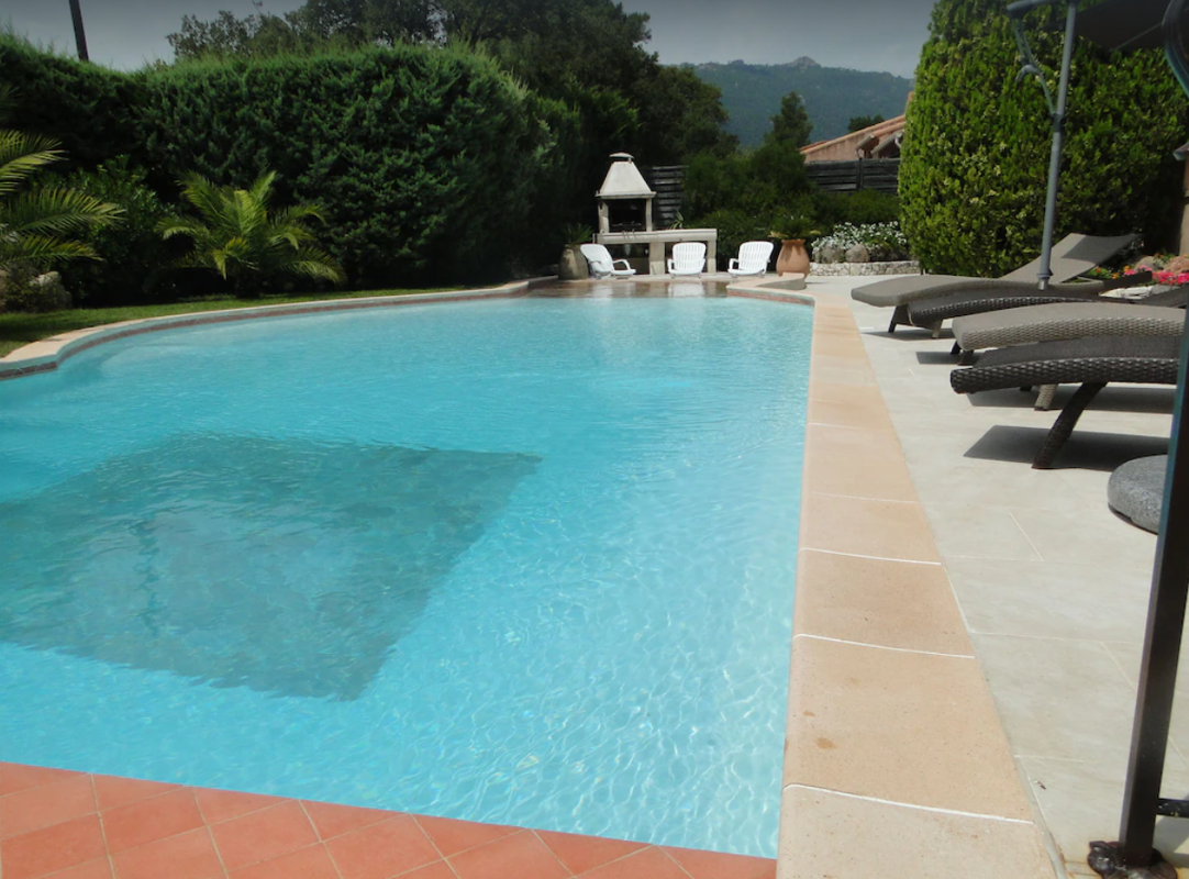 Swimming pool view Villa San-Gavino-di-Carbini
