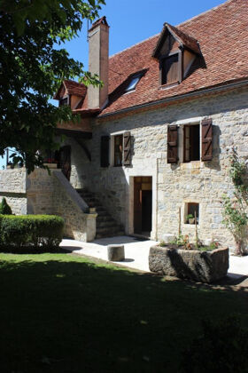 Villa per 10 pers. con piscina e terrazza a Mayrinhac-Lentour