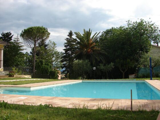 Haus für 8 Pers. mit Zugang zum Pool, jacuzzi und Garten in Mogliano