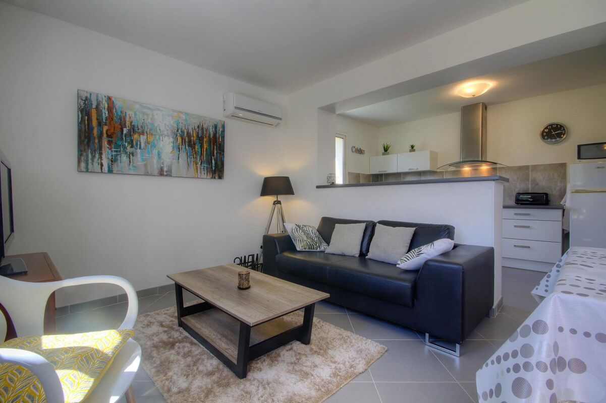 Living room Apartment Taglio-Isolaccio