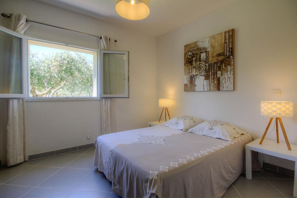 Bedroom Apartment Taglio-Isolaccio
