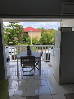 Beautiful studio 2 km away from the beach for 2 ppl. with shared pool