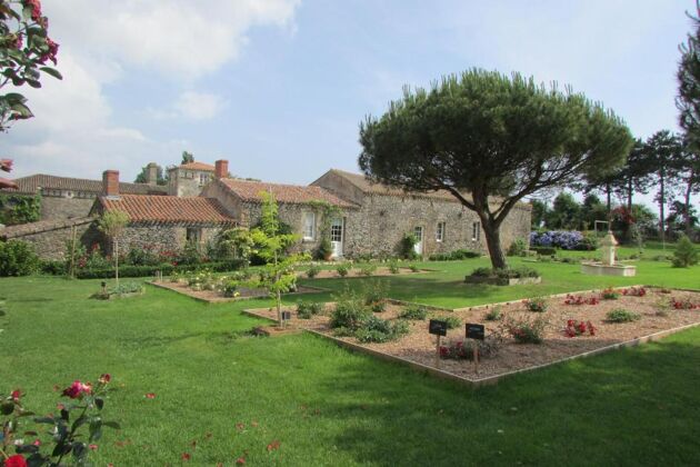 Espectacular casa para 6 pers. con jardín y terraza en Landevieille