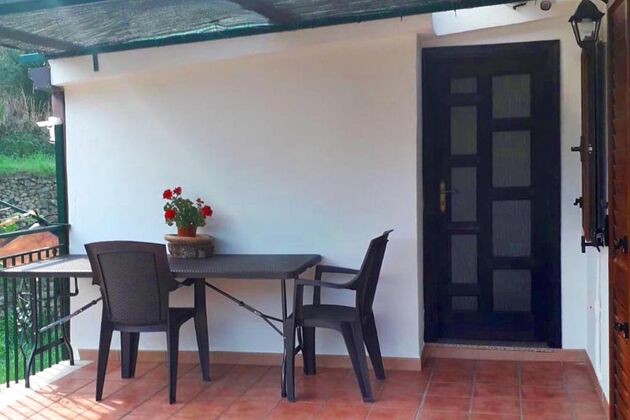 Nice property 16 km away from the beach for 6 ppl. with shared pool