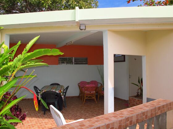 Bonito apartamento para 2 pers. con jardín y terraza en Port-Louis
