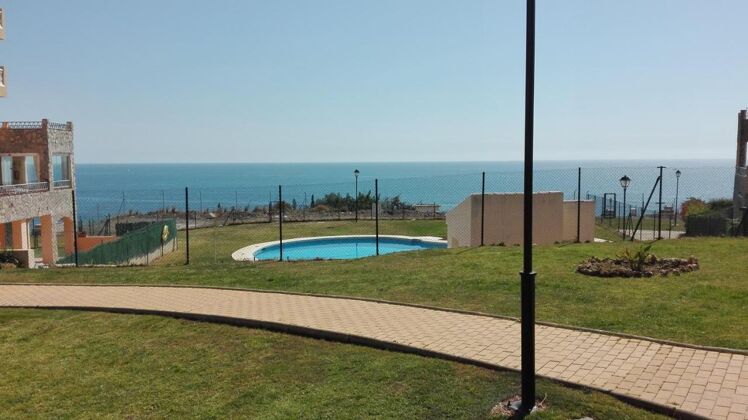 Appartamento a 800 m dalla spiaggia per 5 pers. con accesso piscina