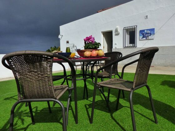 Appartement 4 km away from the beach for 4 ppl. at La Orotava