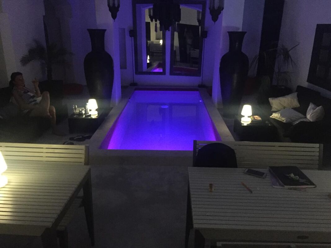 Vista sulla piscina Villa Marrakech