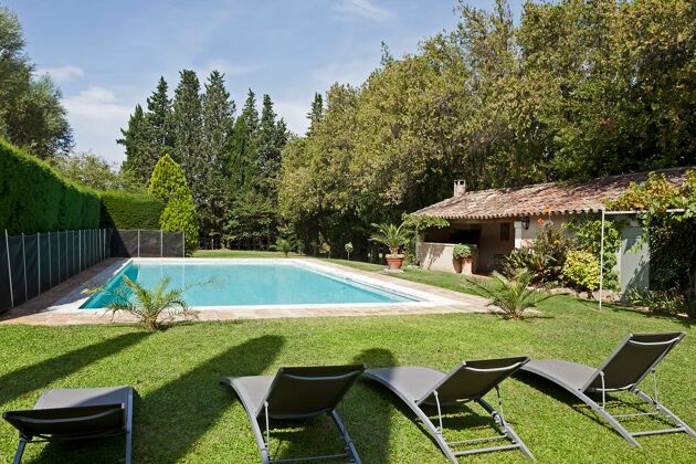 Villa pour 15 pers. avec piscine et jacuzzi à Saint-Rémy-de-Provence
