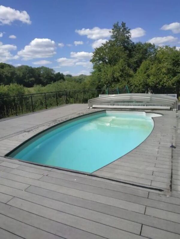 Vista sulla piscina Chalet Louâtre