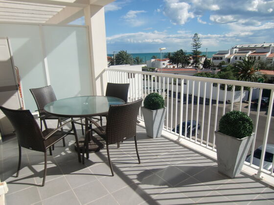 100 m away from the beach! Appartement for 4 ppl. with shared pool