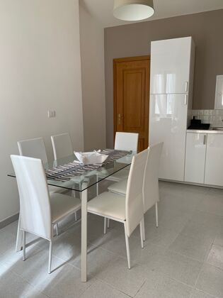 Spacious appartement 1 km away from the beach for 6 ppl. at Catania