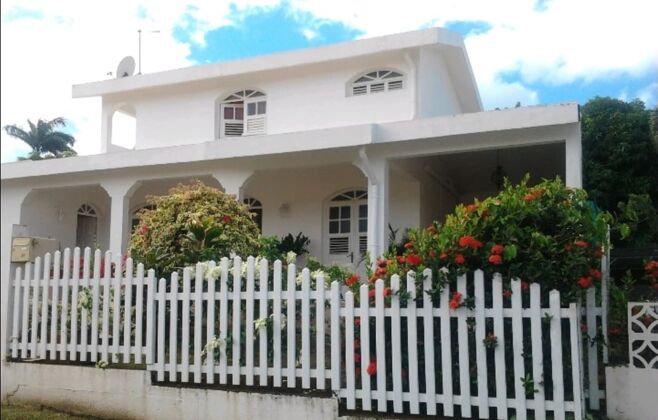 House 5 km away from the beach for 4 ppl. with garden at Sainte-Luce