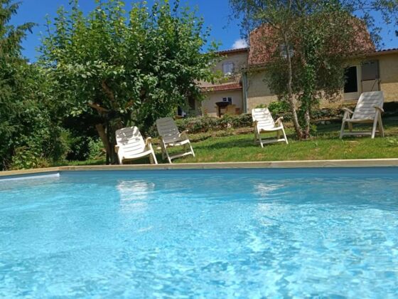 Villa for 17 ppl. with swimming-pool and terrace at Sarlat-la-Canéda