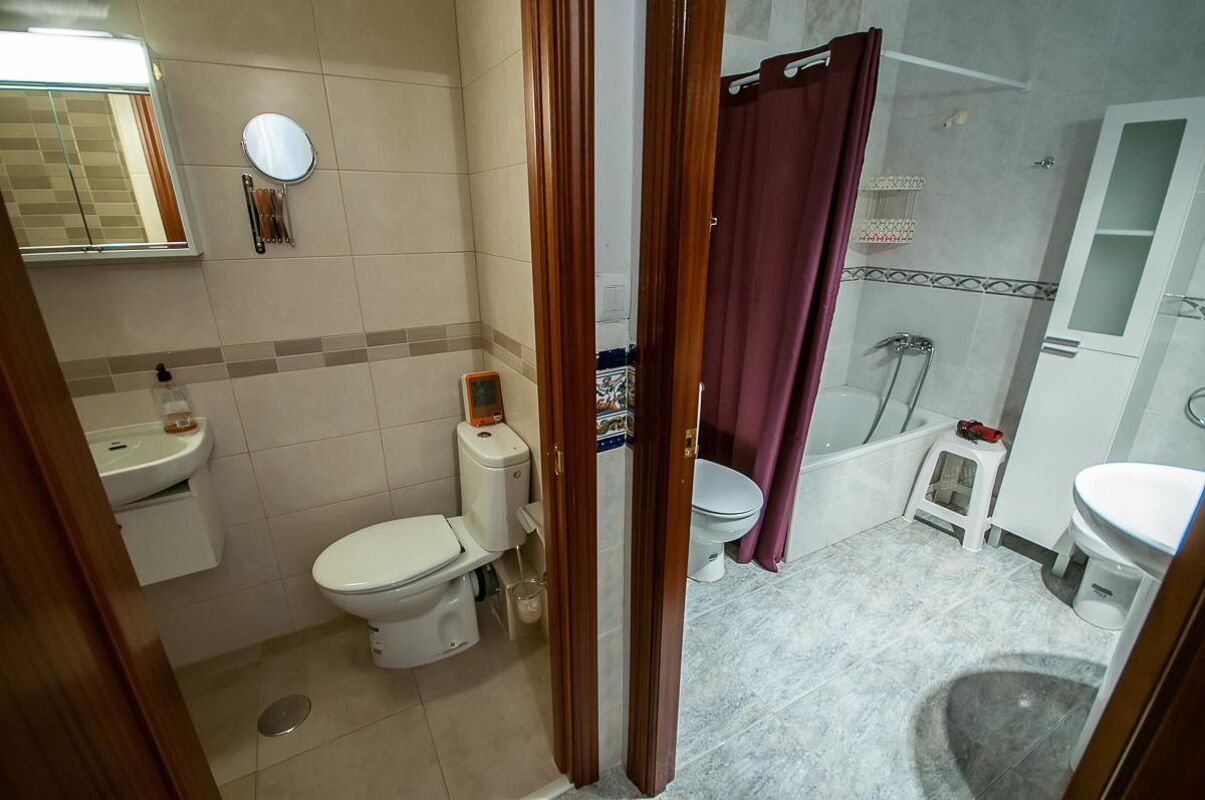 Bathroom Apartment Plasencia