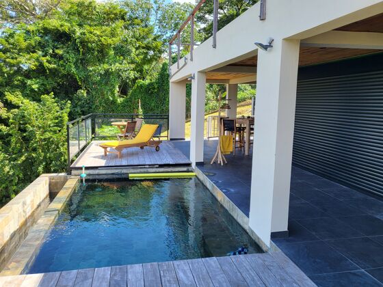 Wohnung für 4 Pers. mit Schwimmbad, Meerblick und Garten in La Trinité