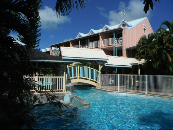 Beautiful studio 600 m away from the beach for 2 ppl. with shared pool