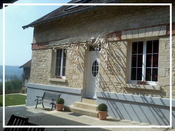 Big house for 10 ppl. with garden and terrace at Neuville-sur-Ailette