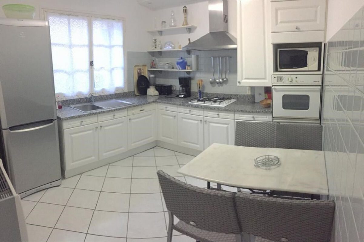 Kitchen Apartment Pietrosella