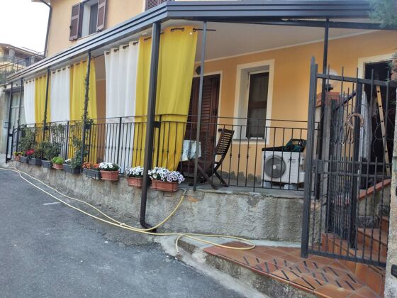 Haus 2 km vom Strand entfernt für 5 Pers. mit Terrasse in Sanremo