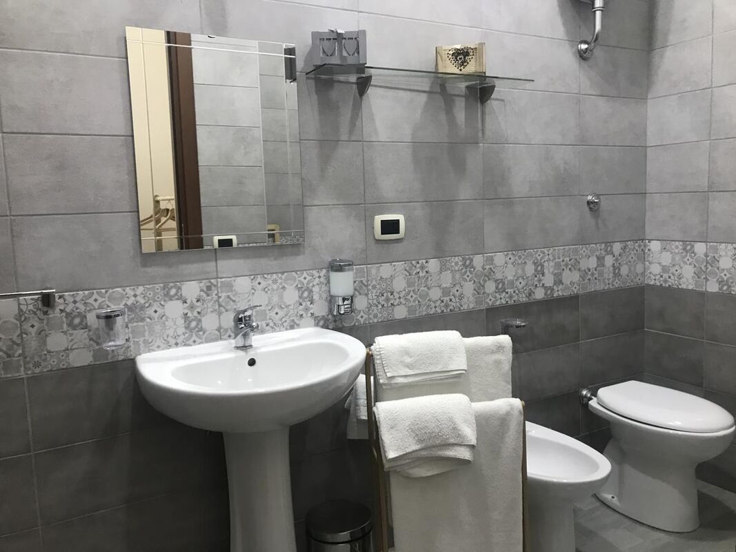 Bathroom Apartment Naples