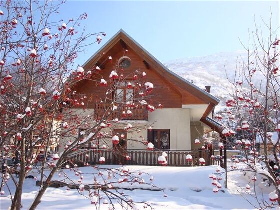 Wohnung 3 km vom Skigebiet entfernt für 6 Pers. mit Garten in Valloire