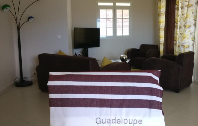 Geräumiges Haus für 6 Pers. mit Terrasse und Balkon in Vieux Habitants