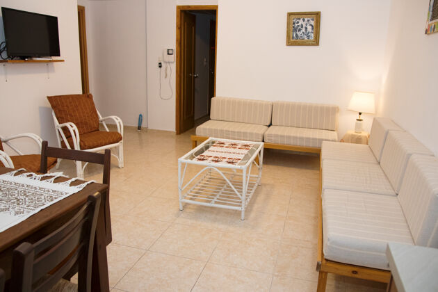 Beautiful appartement for 6 ppl. with garden and terrace at Akoumia