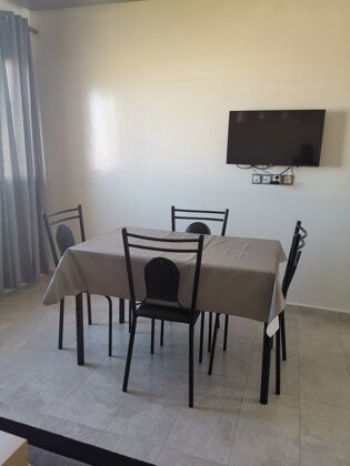 Appartamento per 6 pers. con accesso piscina e balcone a El Mansouriya