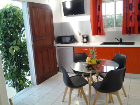 Nice house for 2 ppl. with shared pool, garden and terrace at Le Moule