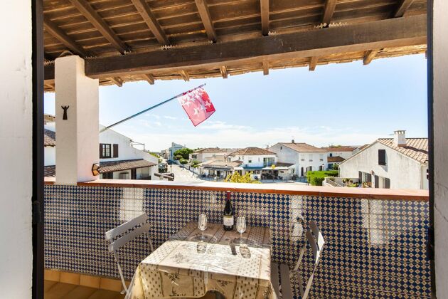 Beautiful appartement 350 m away from the beach for 6 ppl.