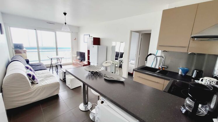 Amazing appartement 500 m away from the beach for 6 ppl. with sea view