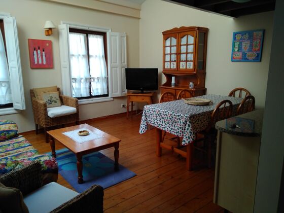 200 m away from the beach! Amazing appartement for 5 ppl. at Llanes