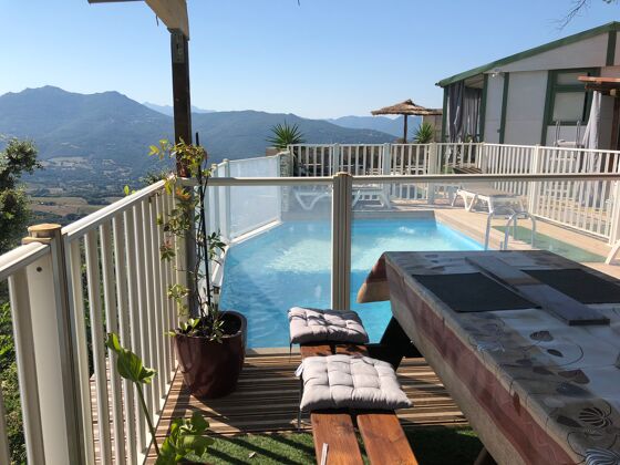 Superbe chalet pour 4 pers. avec piscine, terrasse et balcon à Olmeto