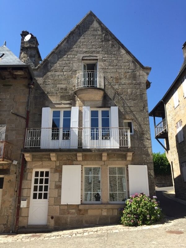 Front view House Corrèze