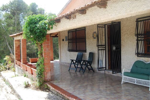 Spacious house 12 km away from the beach for 7 ppl. with garden