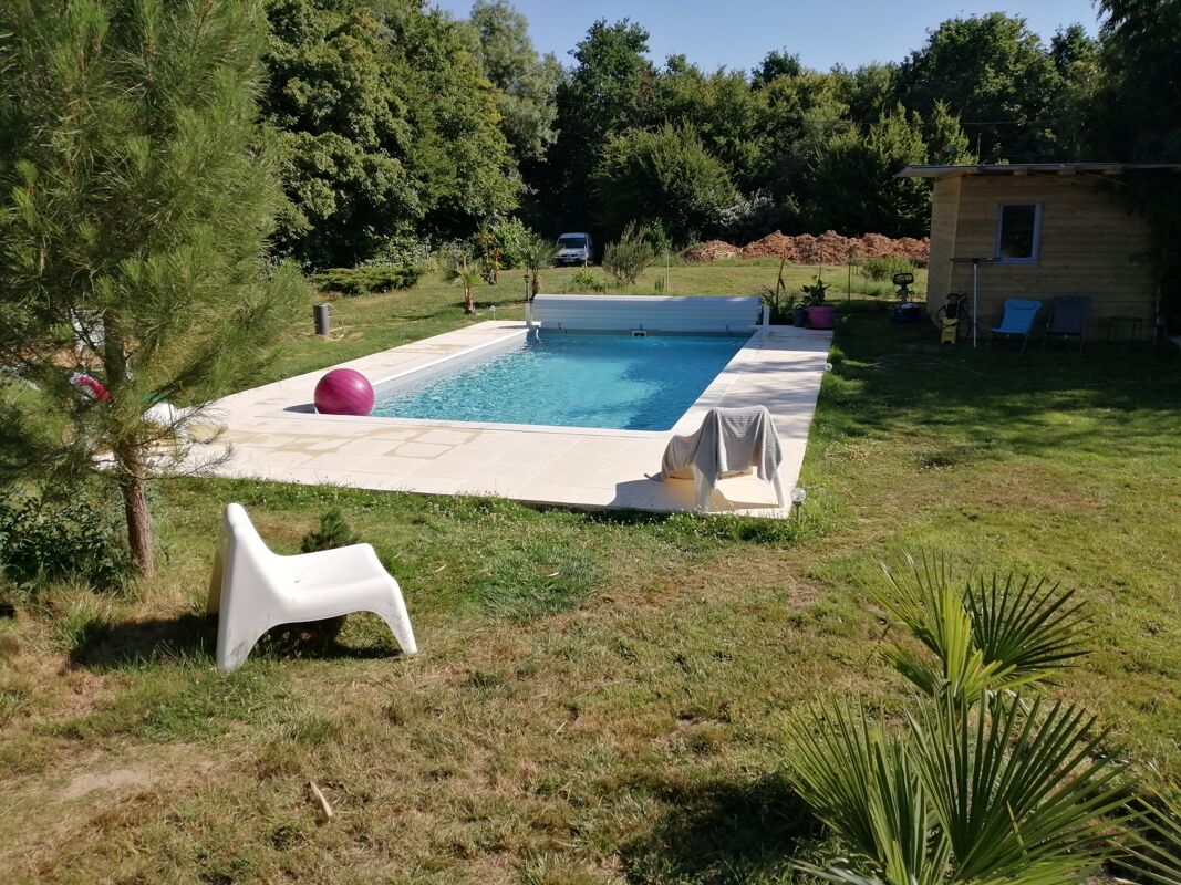 Vue sur piscine Villa Château-la-Vallière